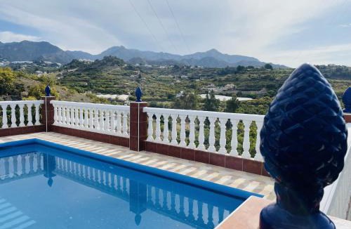 Nerja Villa | Villa Marimel con piscina privada