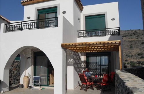 Mavrikiano Villa | VILLA MINOS, Elounda Bay views - Private Pool, near Beach & Shops FREE WI-FI