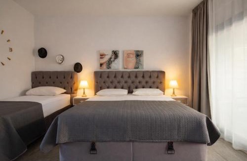 Toroni Apartment | Villa Miranda Roshi