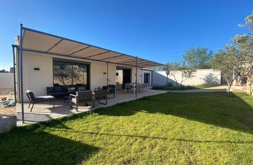 Cavaillon Villa | Villa NOMA