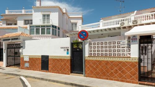Nerja Villa | Villa Parador private Heated Pool roof terrace