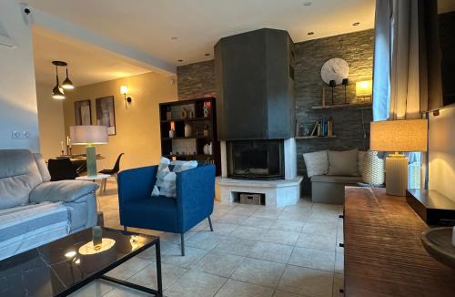 Pegomas Bed & Breakfast | Villa provençale climatisée, piscine 5 chambres