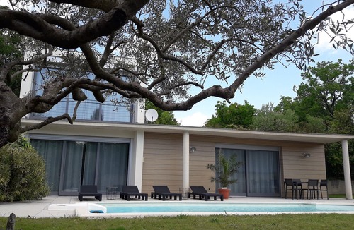 Malaucene Villa | Villa rental Malaucene