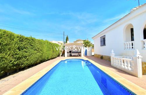 Quesada Villa | Villa Rosas Ciudad Quesada by Villas&You
