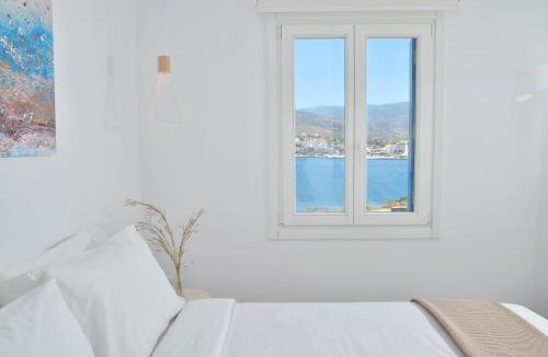 Gavrio House | Villa & Studio Hydroussa Sea View
