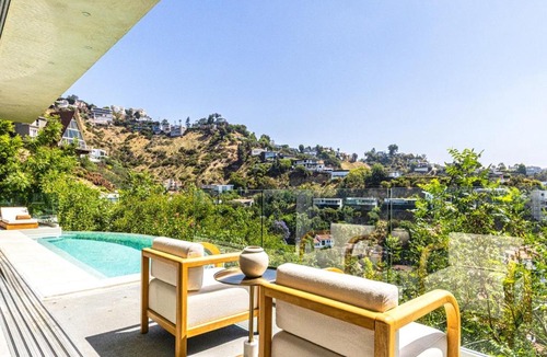 Hollywood Hills West Villa | Villa with Infinity Pool WestHollywood Hills