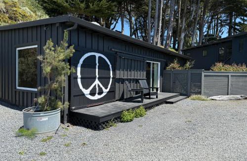 McDonald House | Waterfront Carriage House on Tomales Bay with Dock