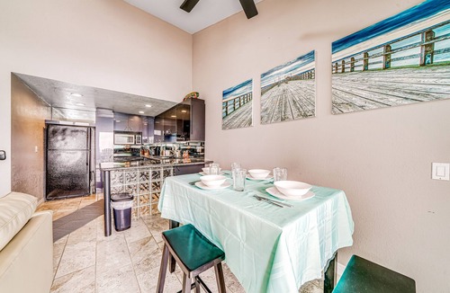 South Oceanside Condo | Whitewater Village Charm - 30 Night Minimum