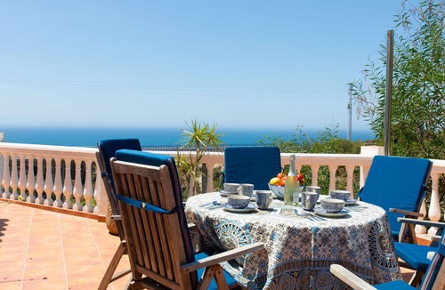 Maro Villa | Wonderful private villa with private pool, WIFI, A/C, TV, patio, panoramic view and parking