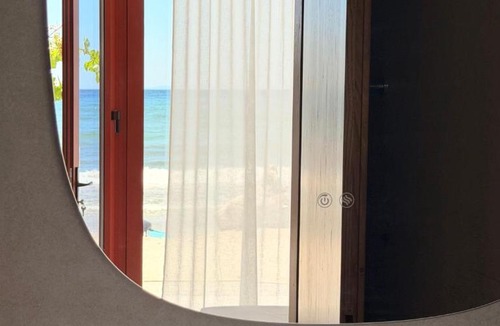Chrisi Akti Hotel | Xanthos Beachfront Suites