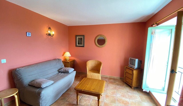 04B4 : Beautiful studio in a mas provençal - pool