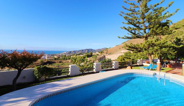 1146 Villa Hermoso