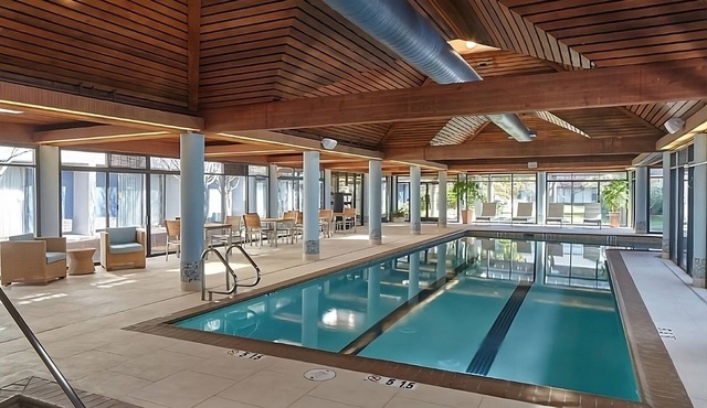 3 Units | Group Stay near Berkeley Marina with Pool & Pet - Friendly