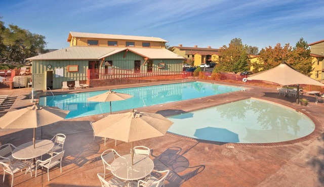 A True Treasure Resort in Gold Rush Country!