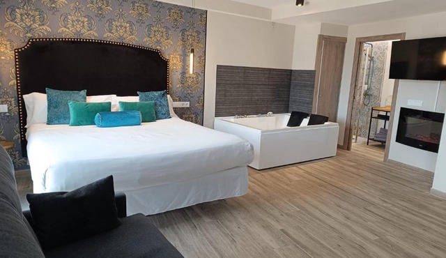 Airen Suites