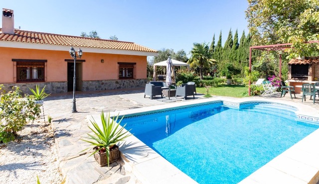 Andalusian rustic farmhouse with private pool