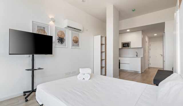 apartamento con piscina y garaje de alquiler temporal