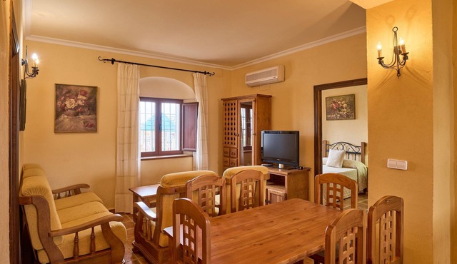 Apartment 'Jazmin' with Balcony, Wi-Fi and Air Conditioning