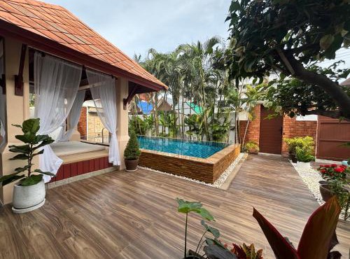 Balinese-Style Pool Villa - Big Garden & Terrace - Nai Harn & Rawai Beach