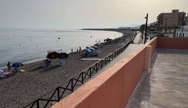 Beachfront with barbecue. Ideal for families