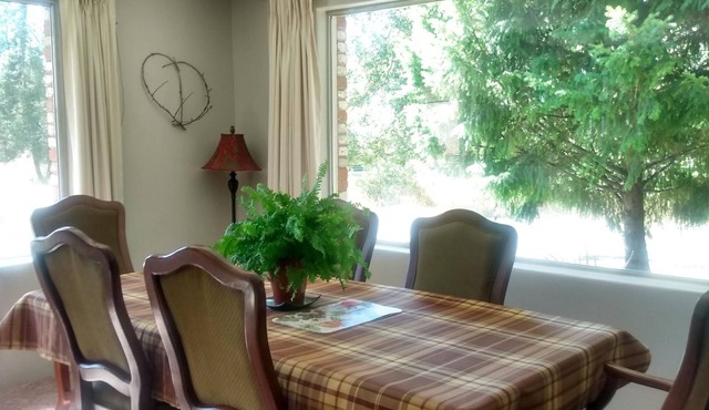 Beautiful Fairway Apartments