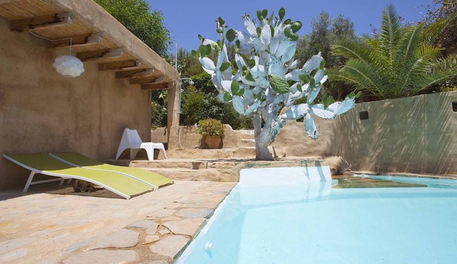 BEAUTIFUL HOUSE WITH UNIQUE DESIGN FOR RENT IN MOJACAR BEACH, ALMERIA