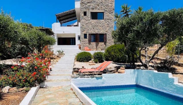 Beautiful Villa Helios with stunning sea view!