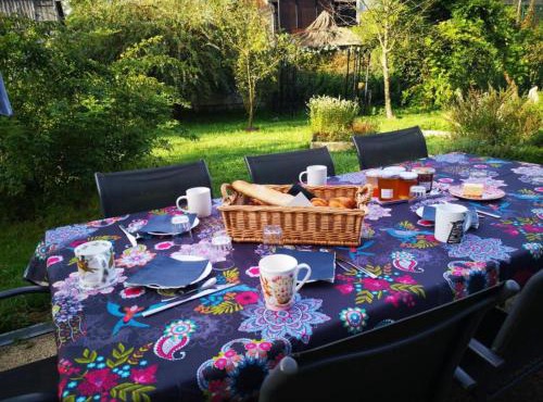 Bed and breakfast table d'hôte avec jardin le nid qui danse vers Vesoul jusqu'à 10 personnes