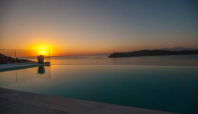 BH121 - R -Villa Elounda