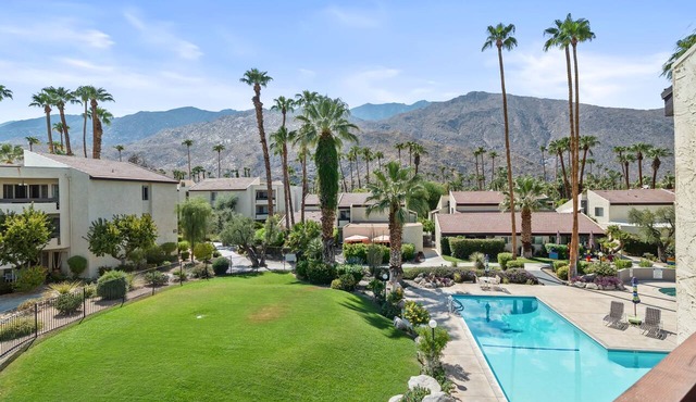 Biltmore 2Bed 2Bath Condo 30-Night Minimum