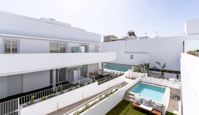 Bodega Olehousing - Three Bedroom Apartment, Sleeps 6