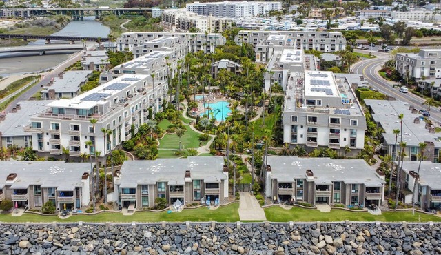 Bright & Beautiful Ocean View 2BR Cottage with Stunning Upgrades