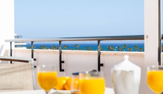 BRIGHT PENTHOUSE WITH SUN ALL DAY AND VIEWS OF THE SEA AND THE GOLF COURSE