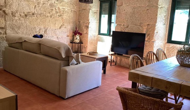 Casa de encanto y piedra en Xunqueira