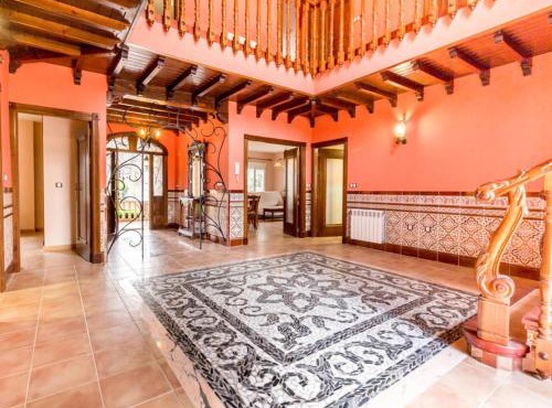 Casa rosa del romeral