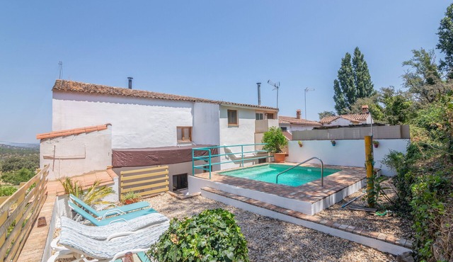 Casa Rural La Trastienda: mountain views, private pool, Wi-Fi