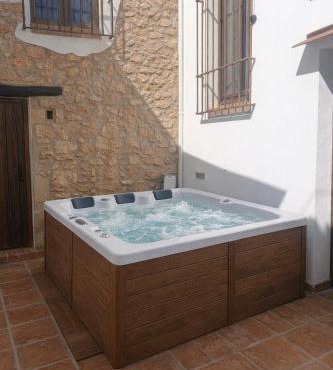 Cayetana Boutique & Jacuzzi Villa