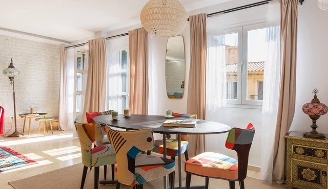 Central and bright apartment with balconies