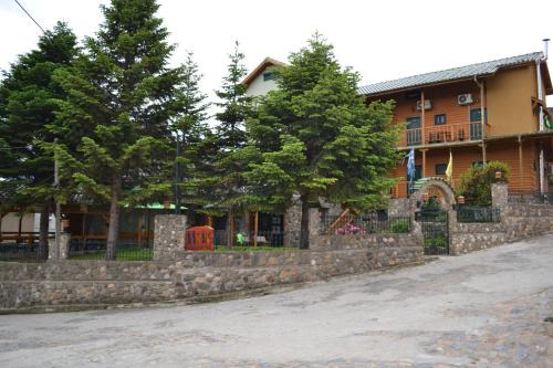 Chalet Safari