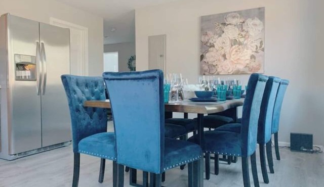 Charming 4-bedroom house with AC and WiFi in fantastic Milpitas