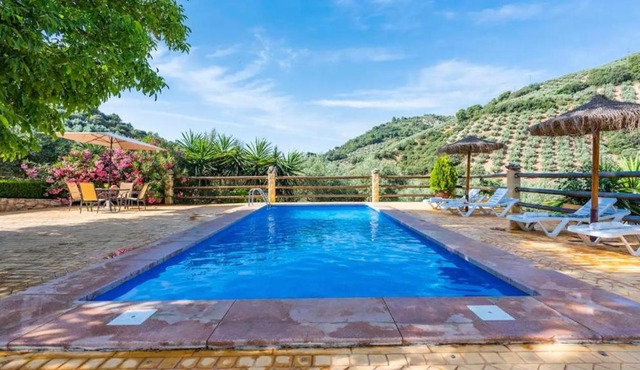 Charming Villa in Montefrío with Private Pool