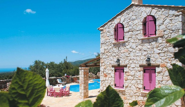 Charming villa, perfect for exploring the island
