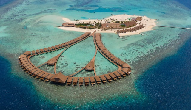 Cinnamon Velifushi Maldives