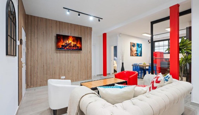 Ciudad Lineal Modern Apartment - 3 Bdrms-2 bath