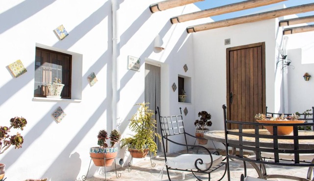 Country House 'María Eusebia' with Mountain View, Private Terrace and Wi-Fi