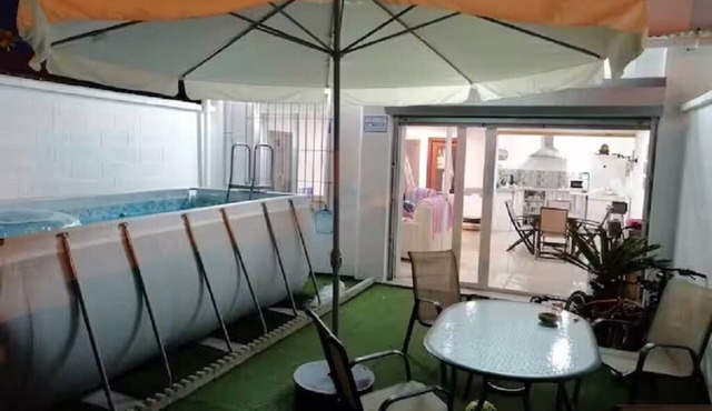 COZY LOFT WITH PRIVATE TERRACE 30 MINUTES FROM THE BEACH AND MOUNTAINS.