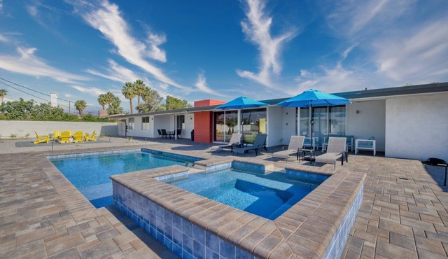 Desert Escape: 5BR Mid-Century Home w/Pool, Spa, Firepit & Pickleball Court!
