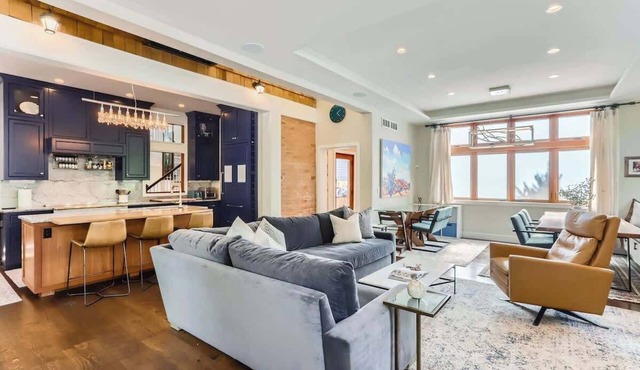 Downtown Boulder Gem – Stylish 5BDR by the Creek