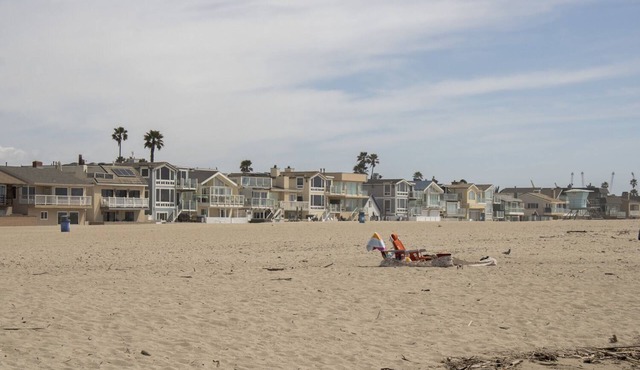 Dragan's Cove a Charming beach haven nestled on the stunning shores of Silvestrand Beach