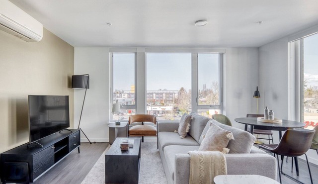 Dreamy Central District 2BR w/Gym & BBQ, nr downtown, by Blueground in Seattle